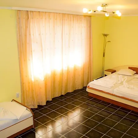 Dirossi Hotel