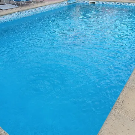 Hotel ,,дироси