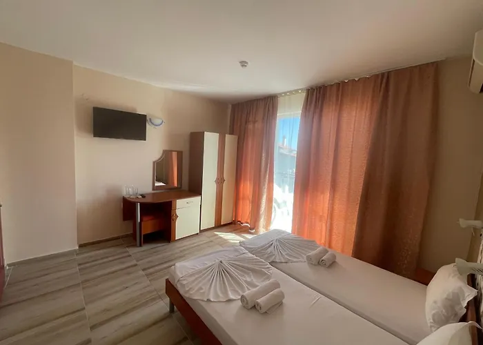 Hotel ,,дироси