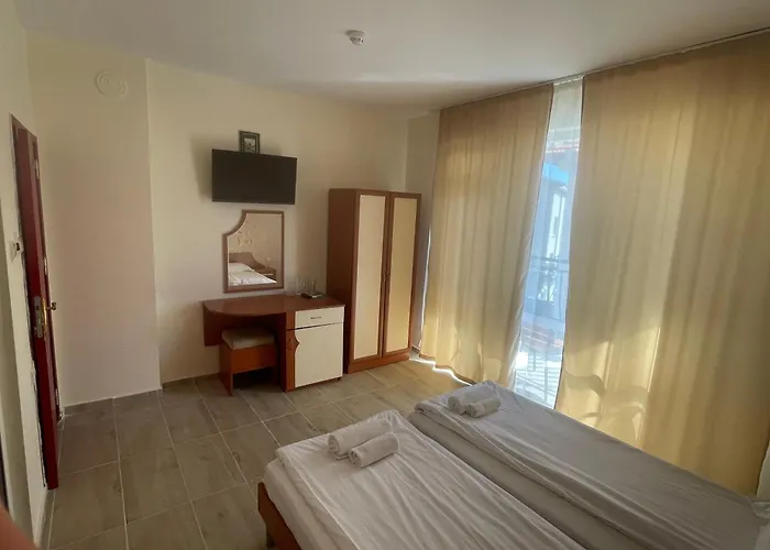 호텔 ,,дироси