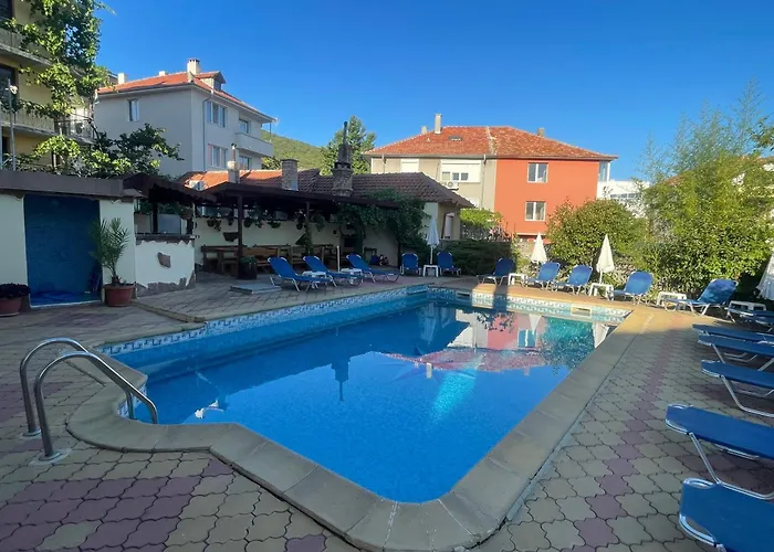 호텔 ,,дироси